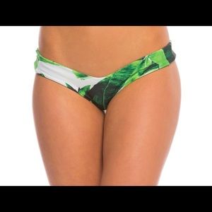 STONE FOX TUCKER BOTTOMS BANANA LEAF PRINT